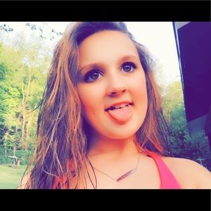 Meet your Posher, Aubrey